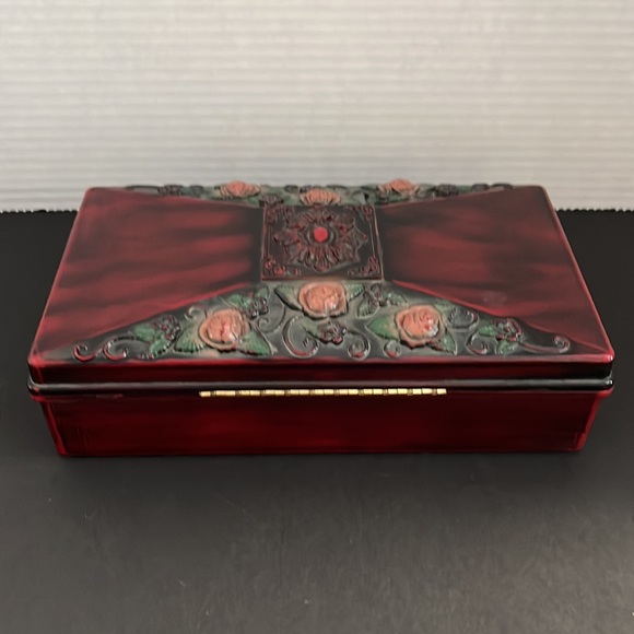 Vintage Wood Trinket, Jewelry Box w/Roses Hinged Lid Mahogany w/Green Lining - Picture 5 of 9